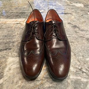 NWT Santoni Brown Wingtip Dress Shoes with laces. Size 10